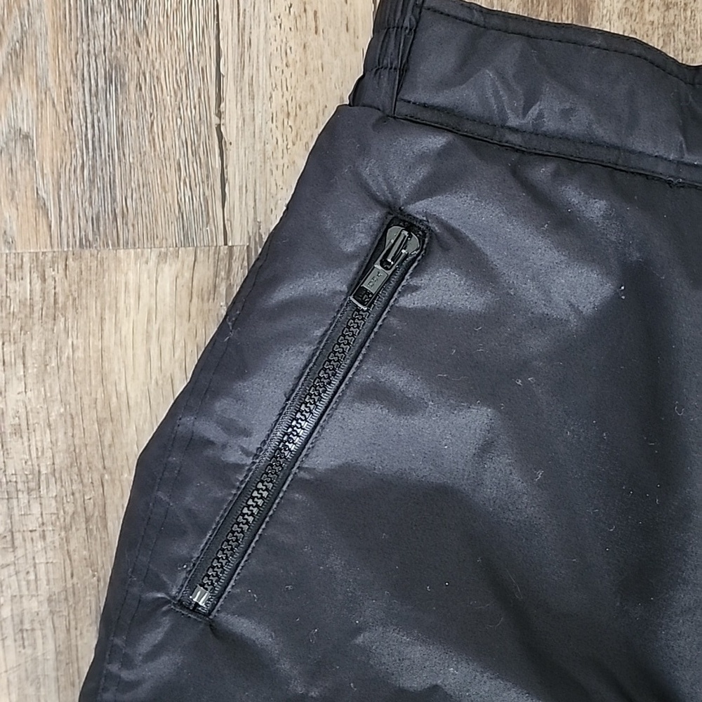 Raewiks Snow Pants - Picture 2 of 5